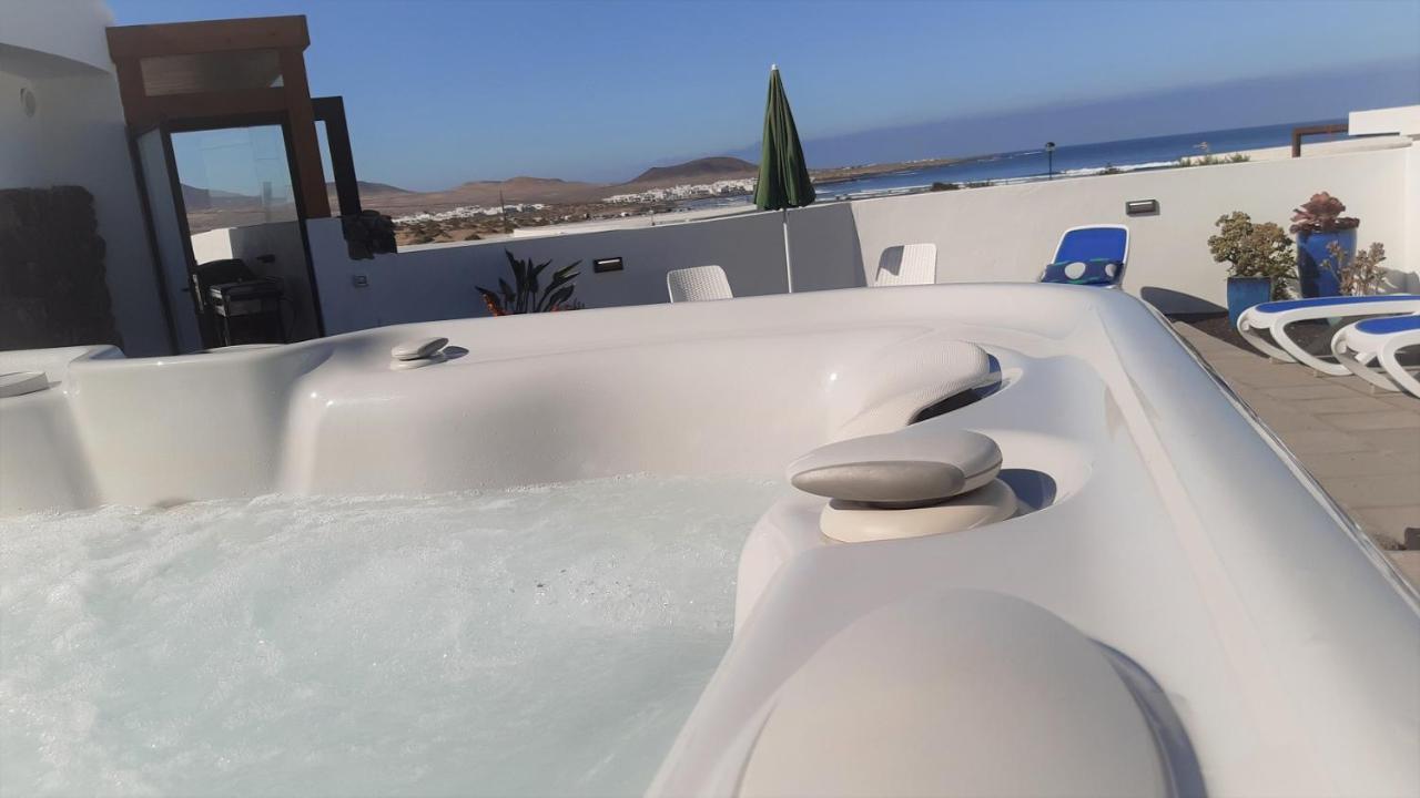 La Belle Vie Villa Famara Ngoại thất bức ảnh