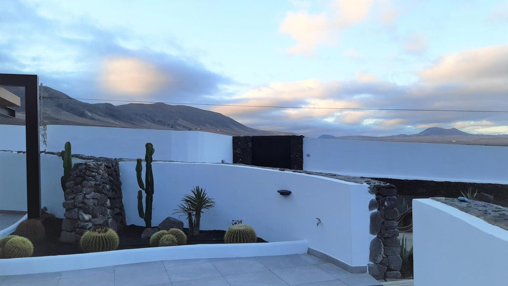 La Belle Vie Villa Famara Ngoại thất bức ảnh